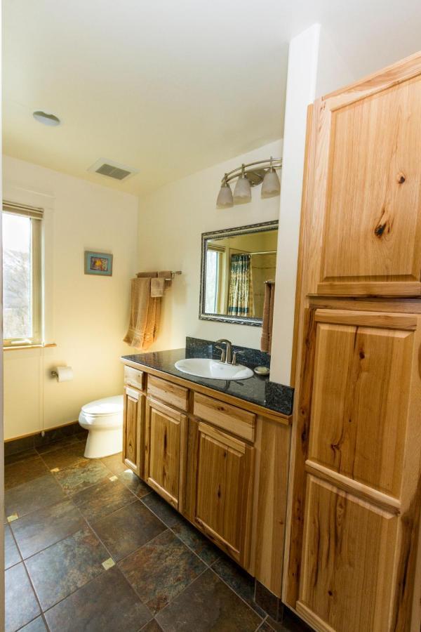 Eagle Peak Guesthouse Eagle River エクステリア 写真