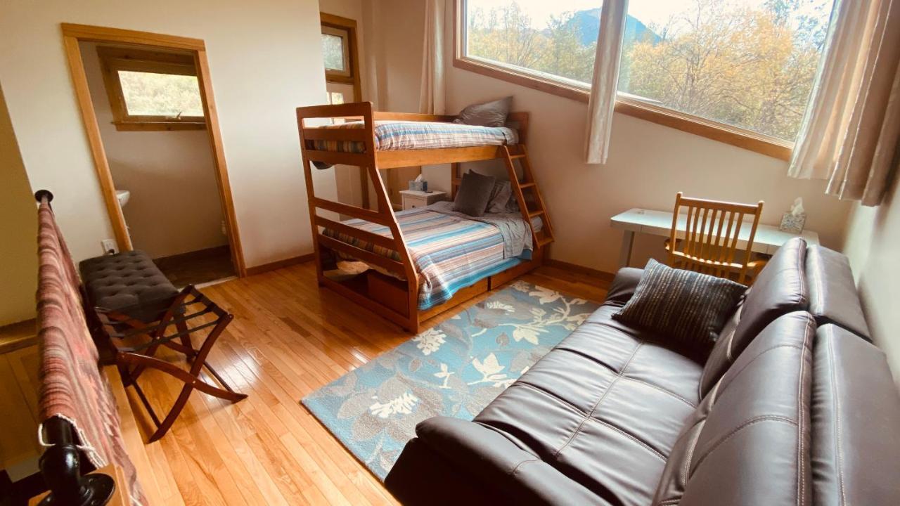 Eagle Peak Guesthouse Eagle River エクステリア 写真